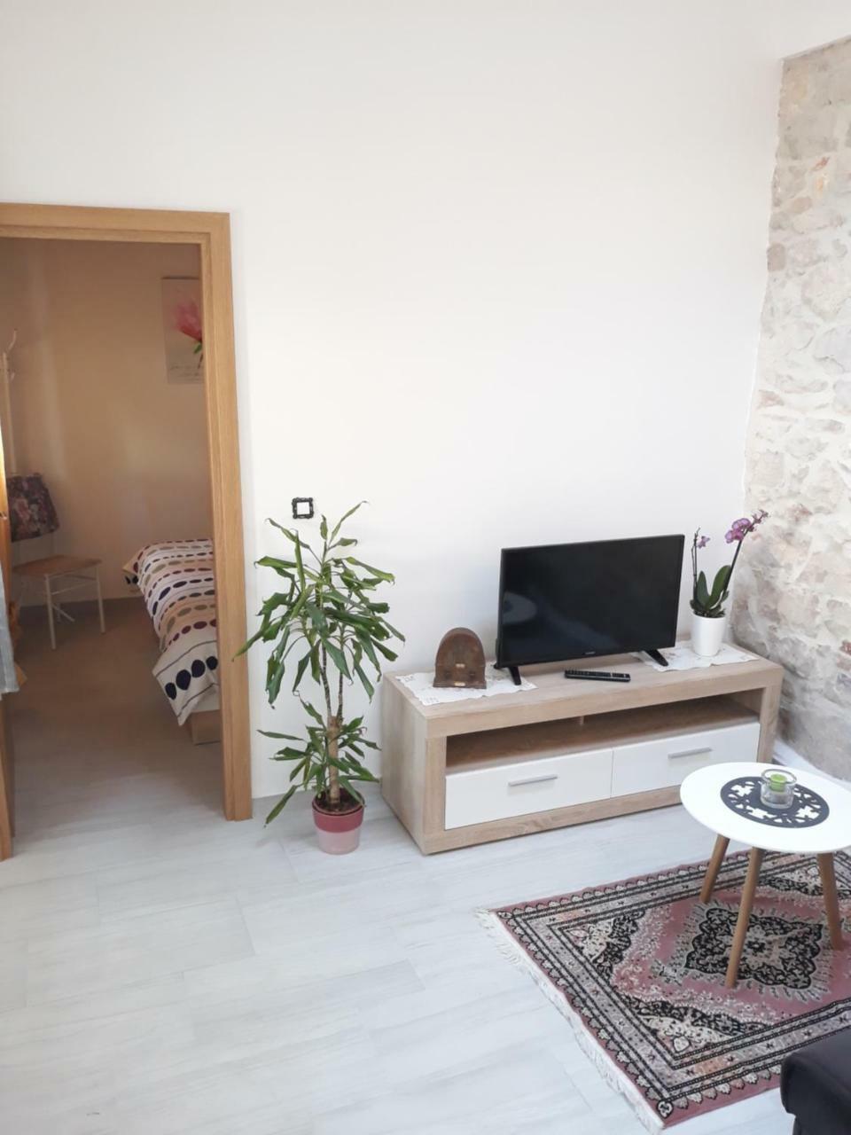 Amalia Apartment Umag Exterior photo