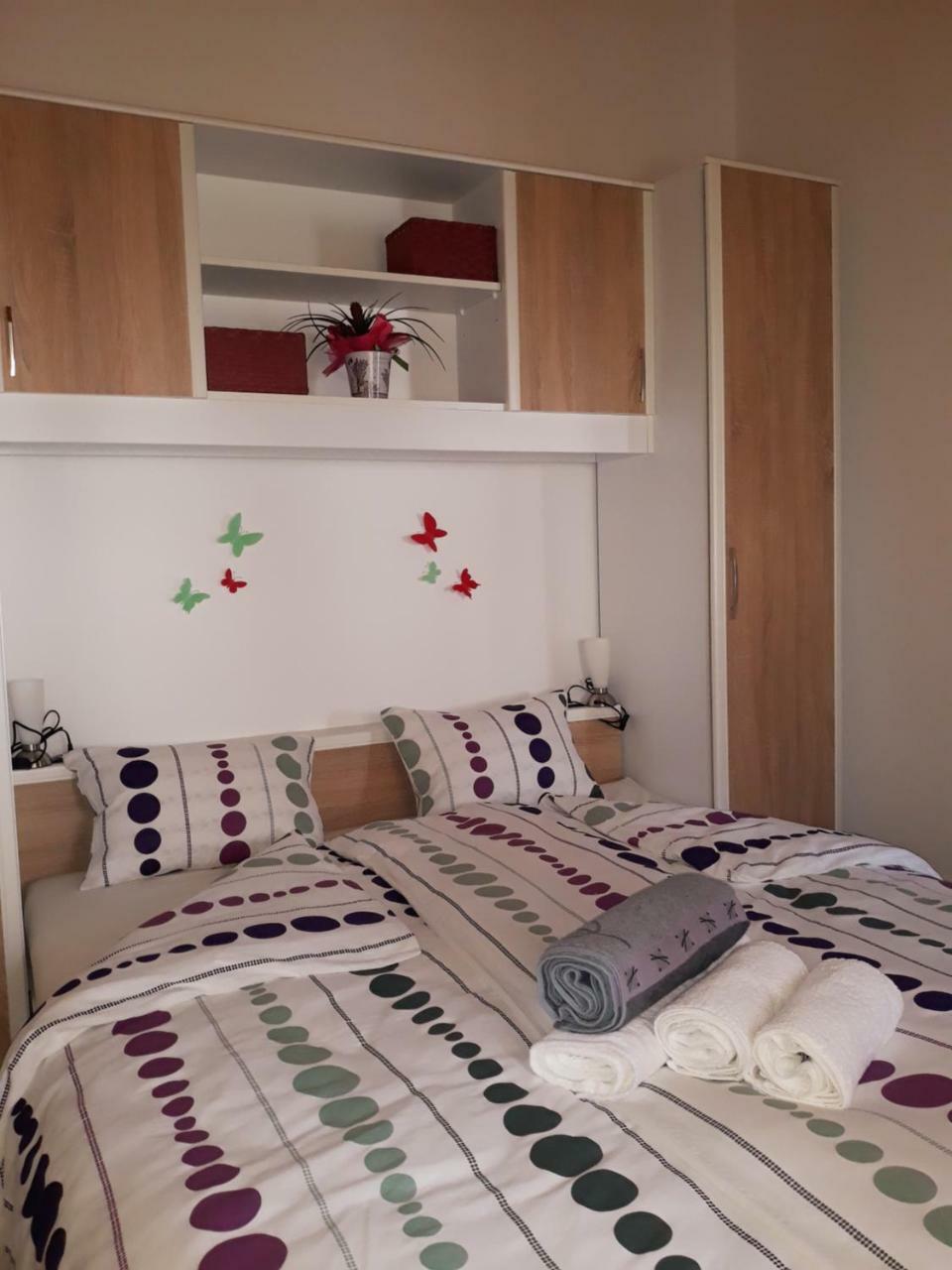 Amalia Apartment Umag Exterior photo